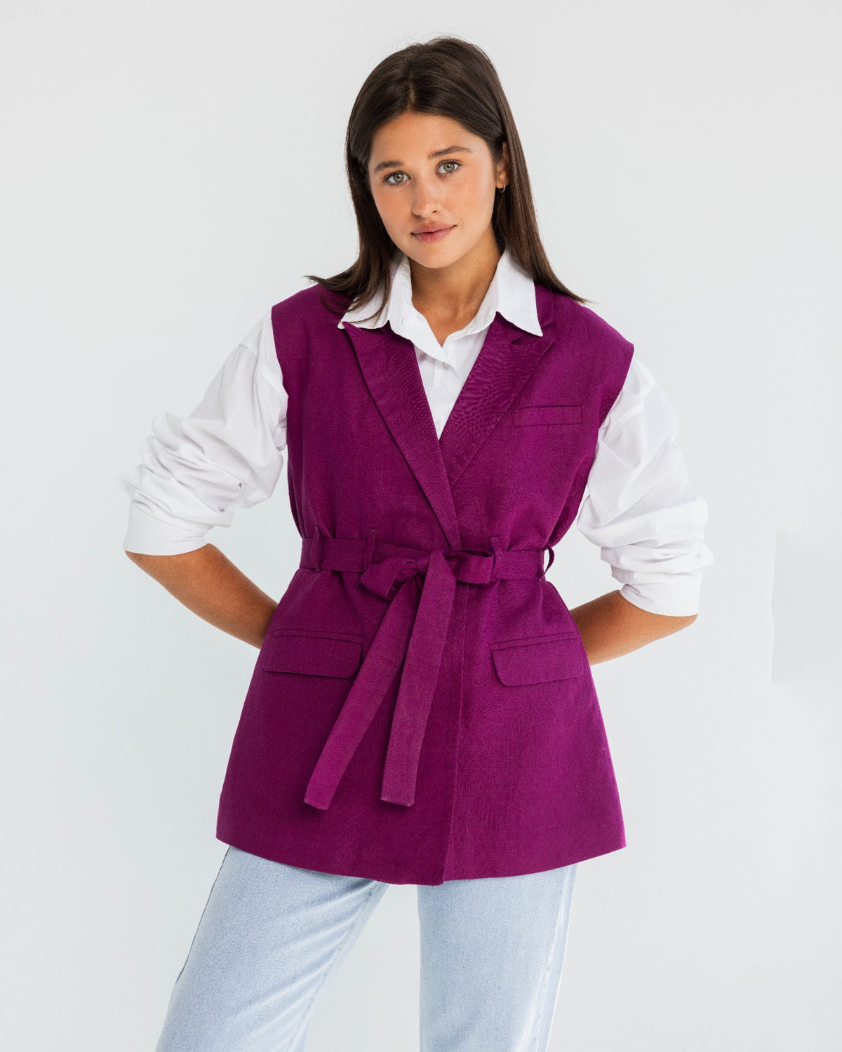 SLEEVELESS LINEN BLAZER