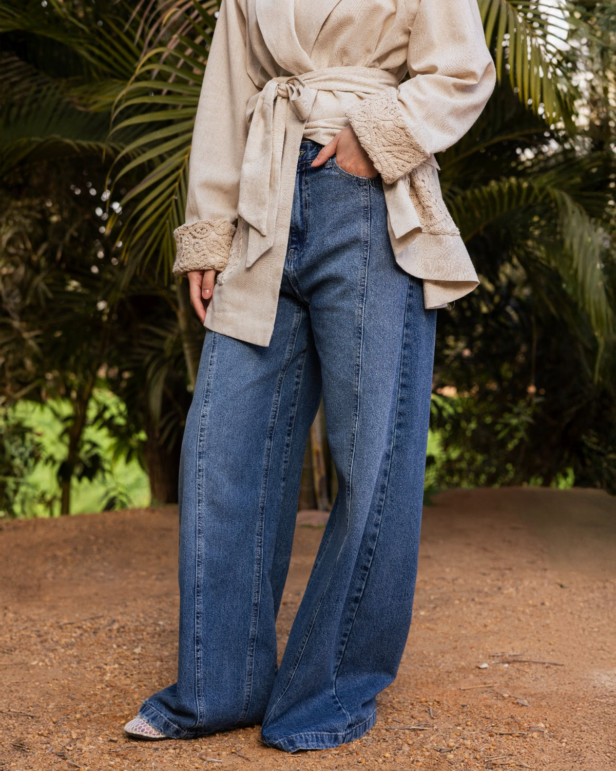STRIPED EFFECT DENIM PANTS-BLUE