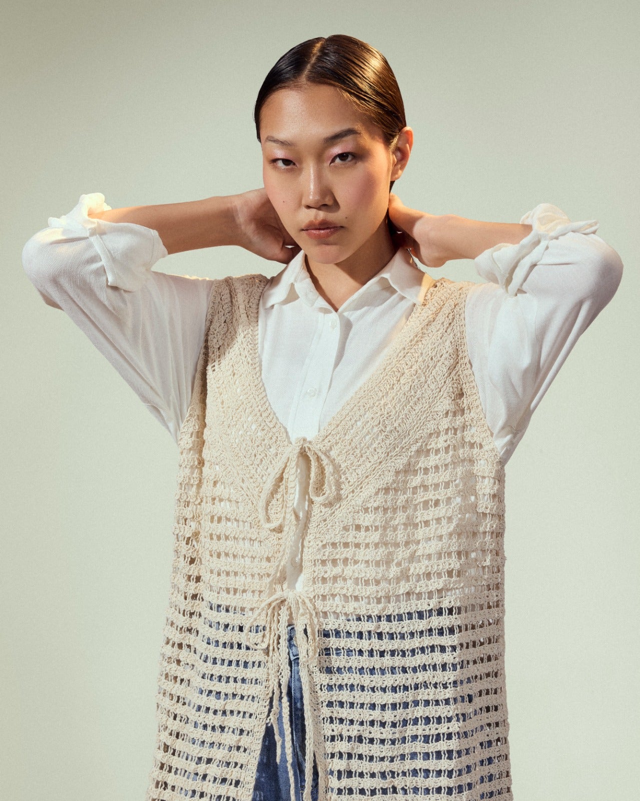 sleeveless long cardigan-BEIGE