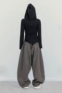 RUCHED HOODED TOP -BLACK