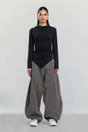 RUCHED HOODED TOP -BLACK