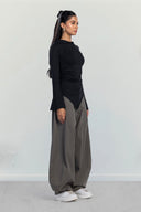 RUCHED HOODED TOP -BLACK