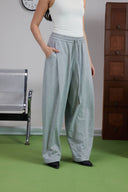 STRAIGHT-LEG PINTUCK PANTS -GRAY