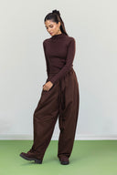ESSENTIAL RIBBED TOP -BROWN