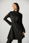 NOIR ELEGANCE SWIM TOP -BLACK