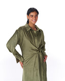 LUXE TIE-WAIST DRESS -OLIVE