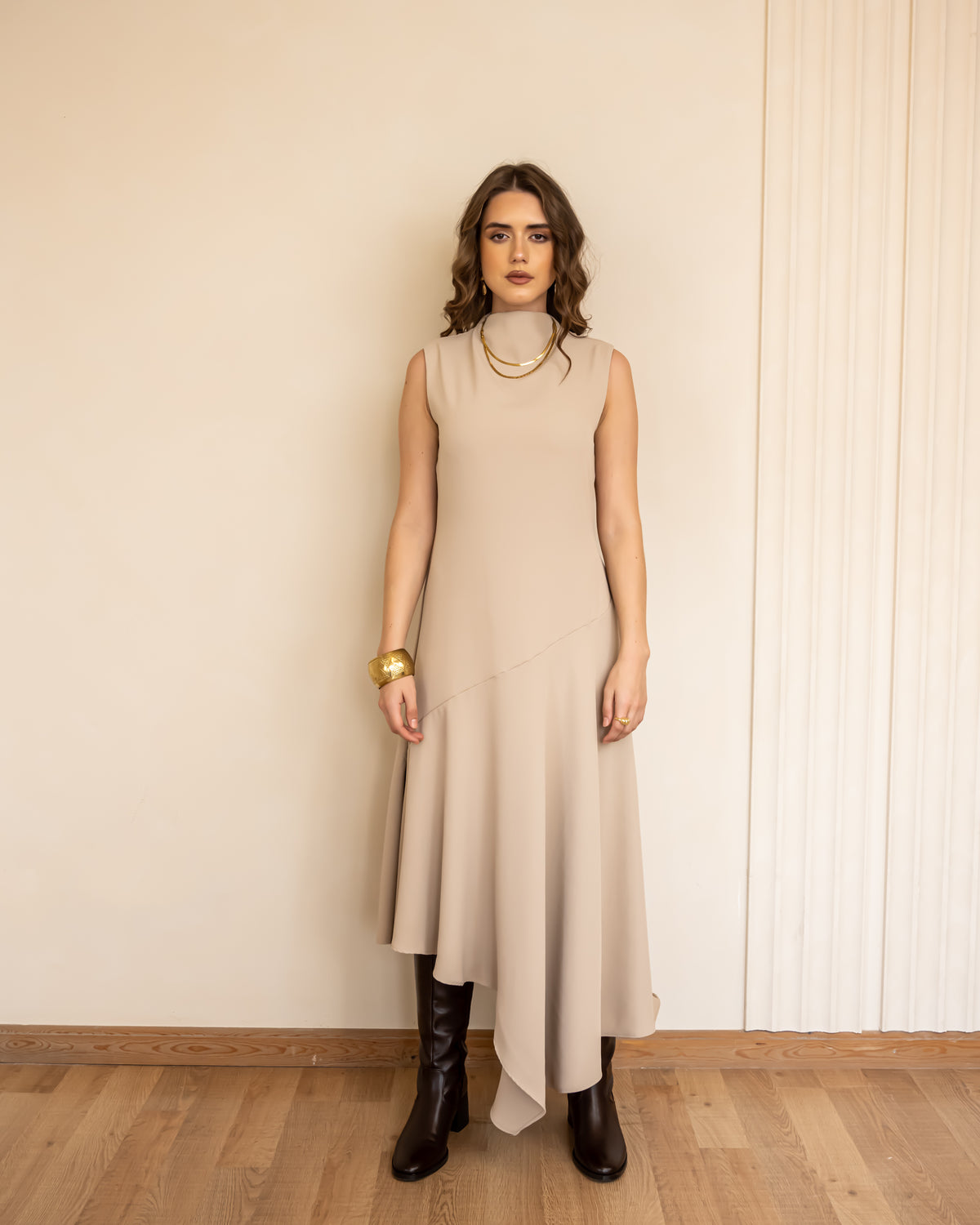 SLEEVELESS HIGH LOW DRESS-BEIGE