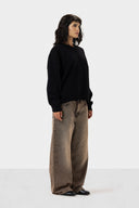V-NECK KNIT PULLOVER