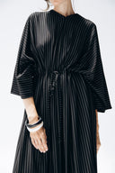 Minimal Stripe Dress -BLACK