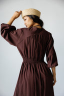 FEMININE DRAPE DRESS -BROWN