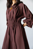 FEMININE DRAPE DRESS -BROWN