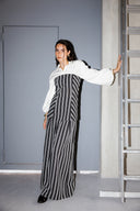 STRIPED CORSET CUP - BLACK