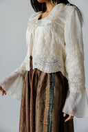 BRIGHT LACE BLOUSE -Light Beige