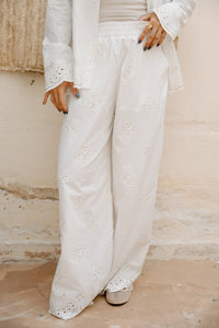 Bright Essence PANTS -OFF White
