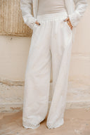 Bright Essence PANTS -OFF White