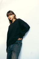 V-NECK KNIT PULLOVER