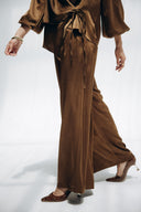MINIMAL WIDE LEG SATIN PANTS -BROWN