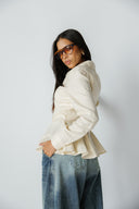 ELEGANT WAIST-FIT SHIRT -CREAMY