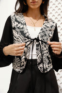 EMBROIDERY TIE BLOUSE -BLACK