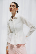WAIST-FIT LINEN SHIRT -OFF WHITE