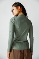 DRAPED ELEGANCE TOP -OLIVE