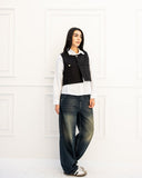 SLEEVELESS CROPPED VEST -BLACK