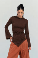 RUCHED HOODED TOP -BROWN
