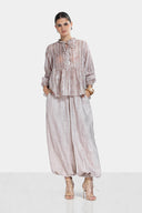 SOFT STRIPE BLOUSE -BEIGE